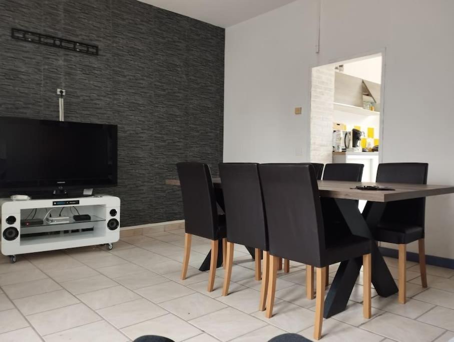Agreable Maison Avec Parking Gratuit Apartman Amiens Kültér fotó