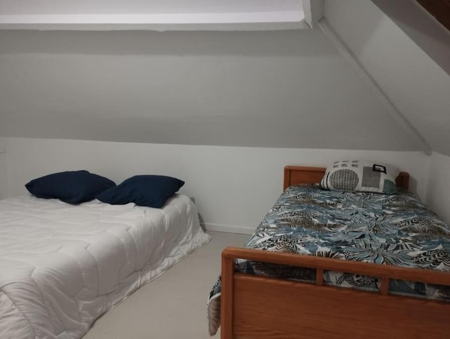 Agreable Maison Avec Parking Gratuit Apartman Amiens Kültér fotó